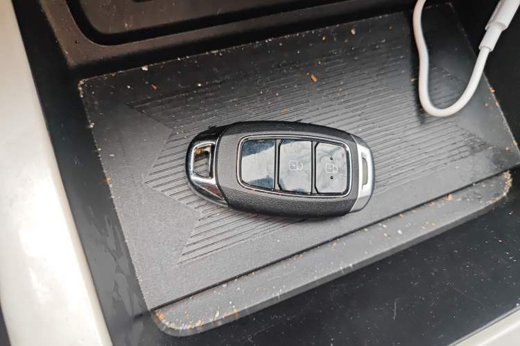 Used Hyundai ix35 2023 Musso 2.0L Deluxe Edition DLX
