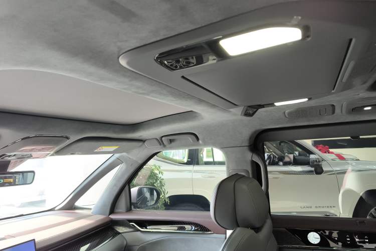 Used Zeekr 009 2024 Six-Seat Executive Version 4WD 108 kWh