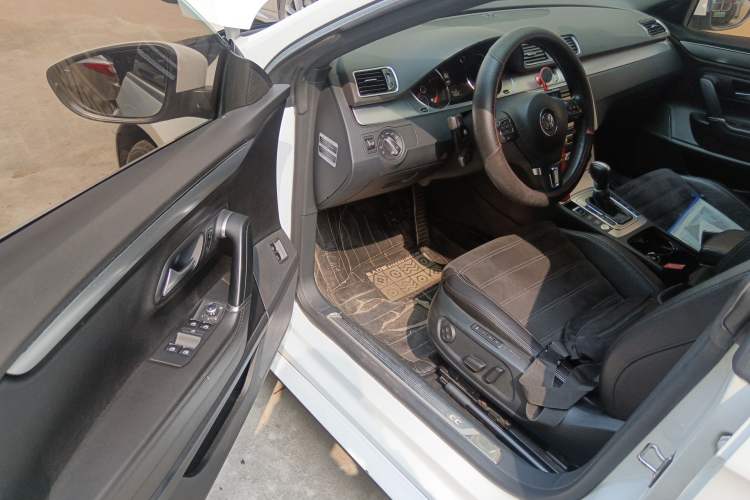 Used Volkswagen FAW-Volkswagen CC 2016 1.8TSI Luxury Model