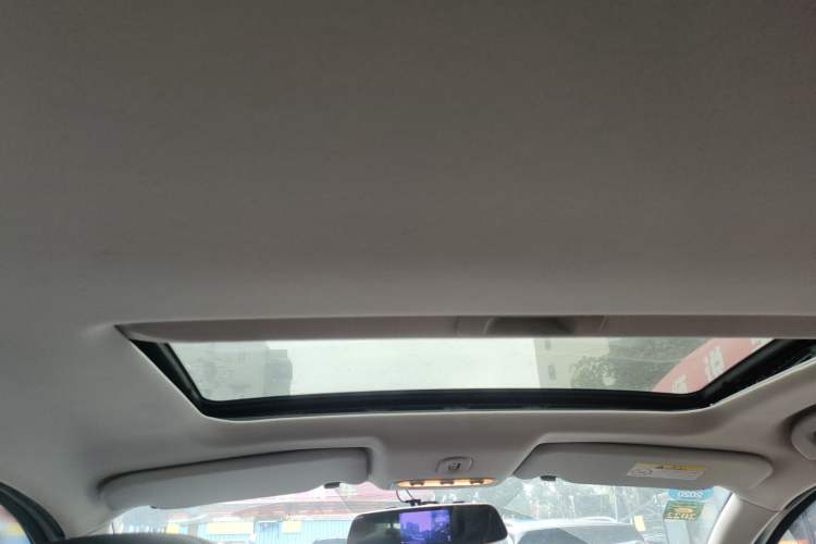 Used Venucia T70 2020 2.0L CVT Elite Edition China VI Standard
