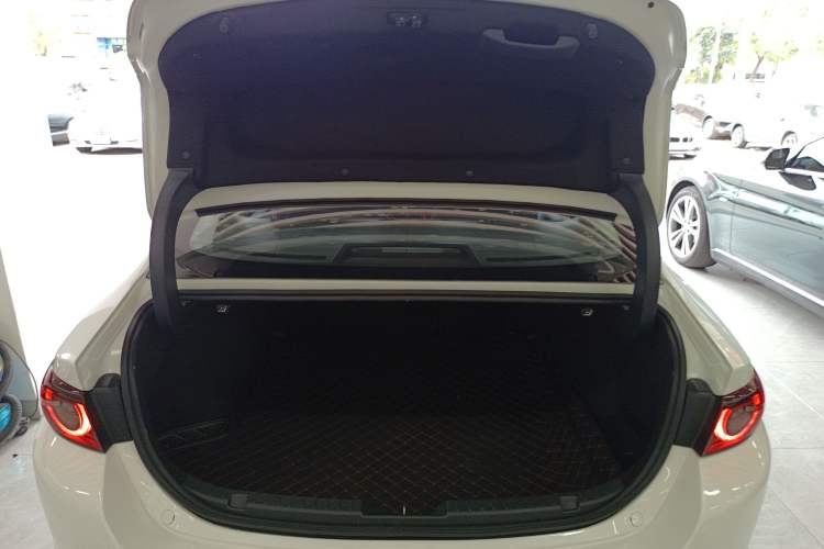 Used Mazda Mazda 3 Axela 2021 2.0L Automatic ZhiXuan Edition