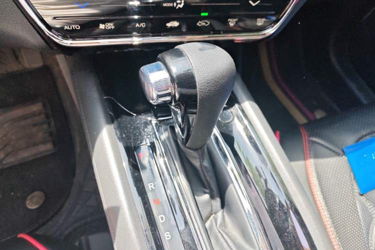 Used Honda Vezel 2020 220 TURBO CVT Elite Edition