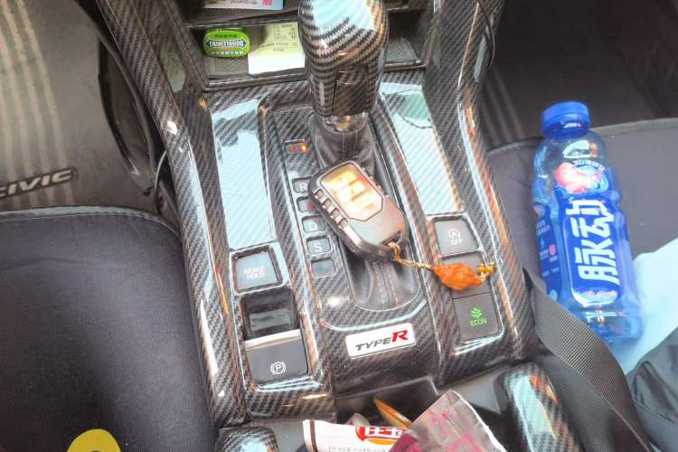 Used Honda Civic 2021 HATCHBACK 220TURBO CVT Trendy Cool Edition Gear Lever