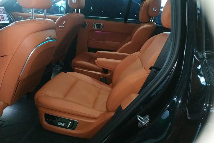 Used Li Auto L8 2023 Pro Model
