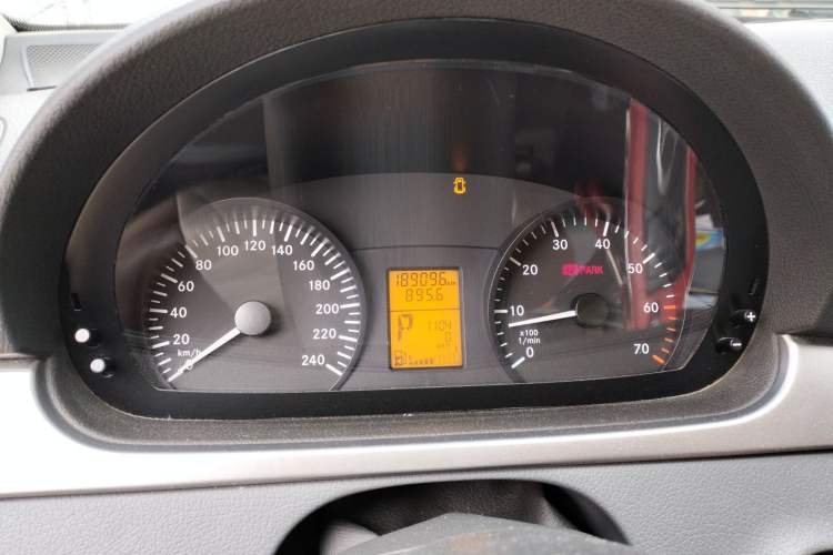 Used Mercedes-Benz Vito 2013 3.0L Business Edition