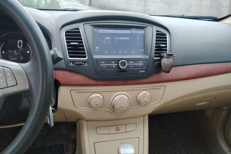 Used Roewe 350 2012 1.5L Automatic Smart Value Edition