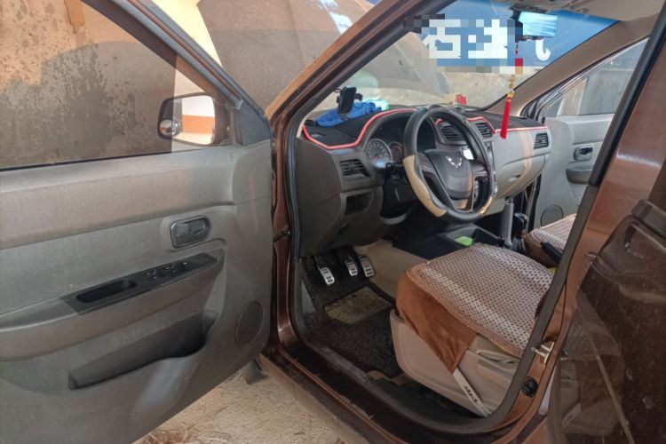 Used Wuling Hongguang 2015 1.5L S Base Model China IV Driver Seat