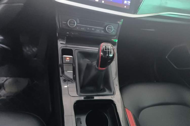 Used Geely Auto Emgrand GS 2020 1.4T Manual Ya
