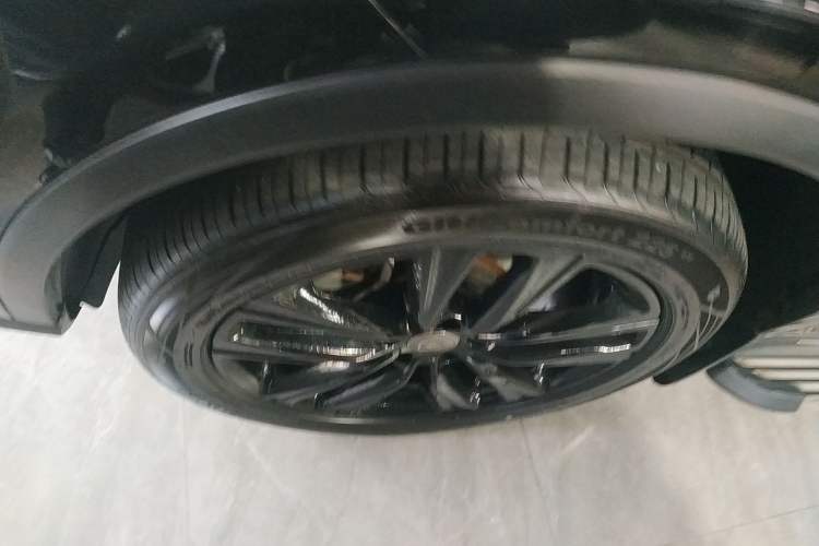 Used BYD Tang 2019 2.0T Automatic SmartConnect Luxury 7-Seater China VI Standard