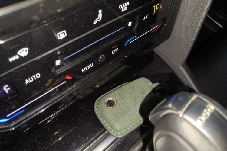 Used Volkswagen Magotan 2020 330TSI DSG Leading Model Vehicle Key