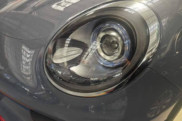 Used ORA Good Cat GT 2023 Mulan Edition 401km Luxury Version Left Front Headlight