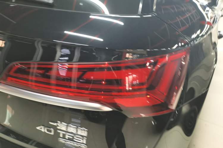 Used Audi Q5L 2022 40T Fashionable and Elegant Model