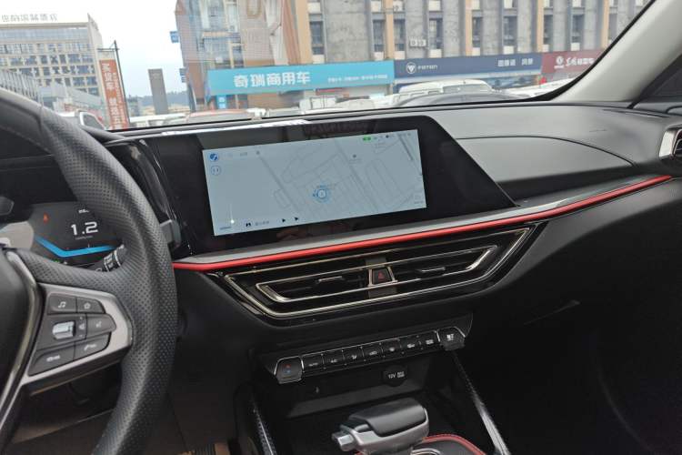 Used CHANGAN OSHAN X5 2021 1.5T DCT Flagship Edition Audio And AC Panel