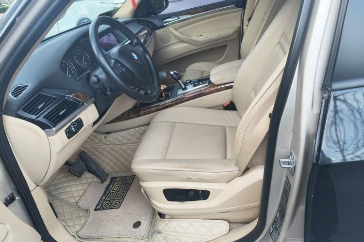 Used BMW X5 2013 xDrive35i Leading Model Left Front Seat