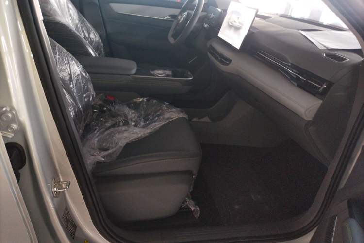 Used Bestune Yueyi 03 2025 565km Enjoy Edition
