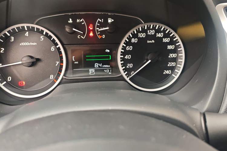 Used Nissan Sylphy 2024 Facelifted Three Classic 1.6XE CVT Comfort Edition Odometer Close Up