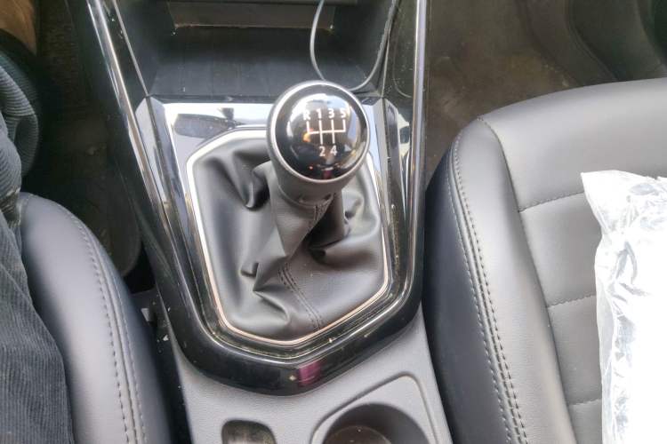 Used Jetta VS5 2022 280TSI Manual Advanced Pro Trim