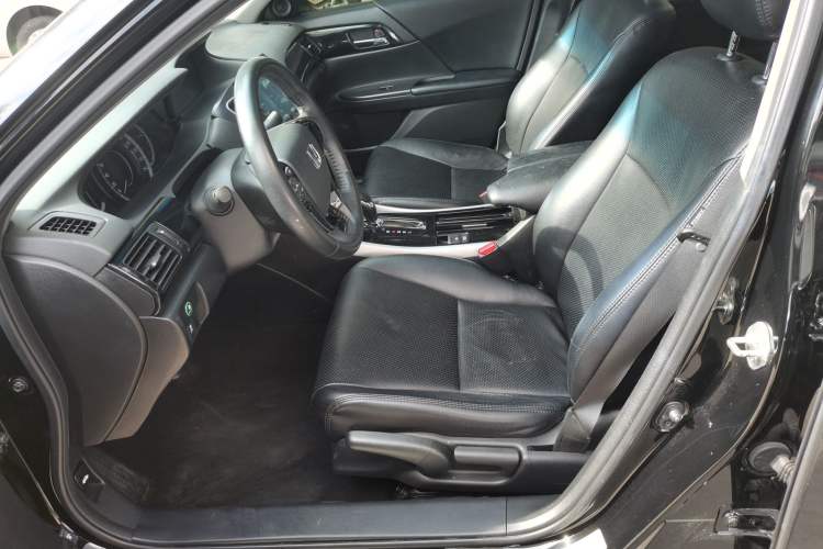 Used Honda Accord 2016 2.0L Comfort Edition
