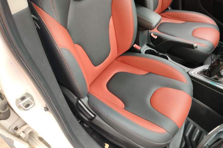 Used JAC Refine S2 2018 Smart Drive Edition 1.5L Manual Luxury Smart Model