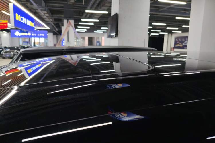 Used Denza D9 2022 DM-i 970 Four-Wheel Drive Flagship Model
