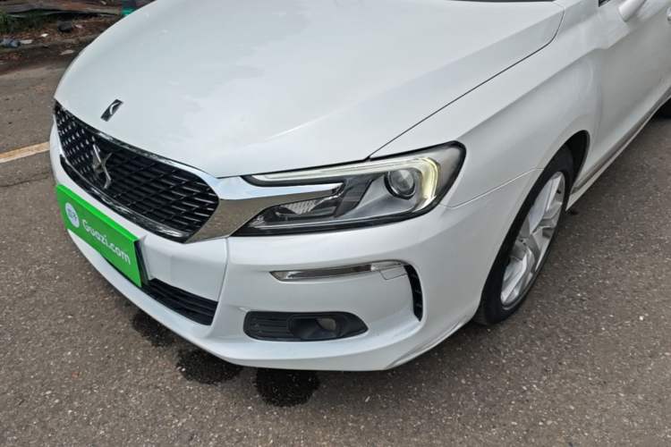 Used DS 4S 2018 30THP Enjoyment Model
