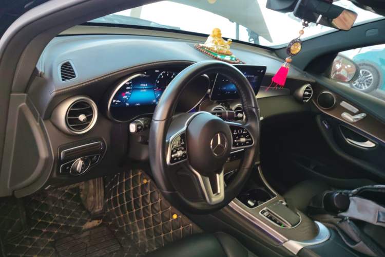 Used Mercedes-Benz GLC 2020 GLC 300 L 4MATIC Dynamic Edition
