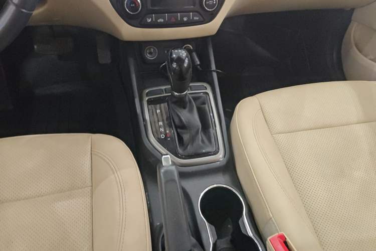 Used CHANGAN Eado 2016 1.6L Automatic Trend Model Gear Lever