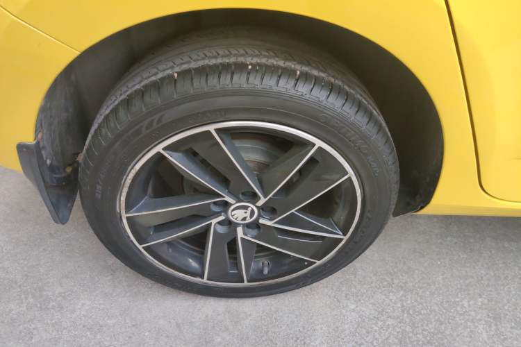 Used Skoda Fabia 2017 1.6L Automatic Sport Edition
