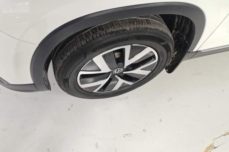 Used Volkswagen Tayron 2023 280TSI Two-Wheel-Drive Luxury Plus Advanced Version Exterior 4