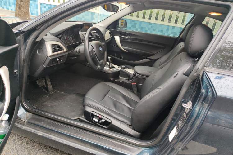 Used BMW 2 Series 2014 220i Leading Model
