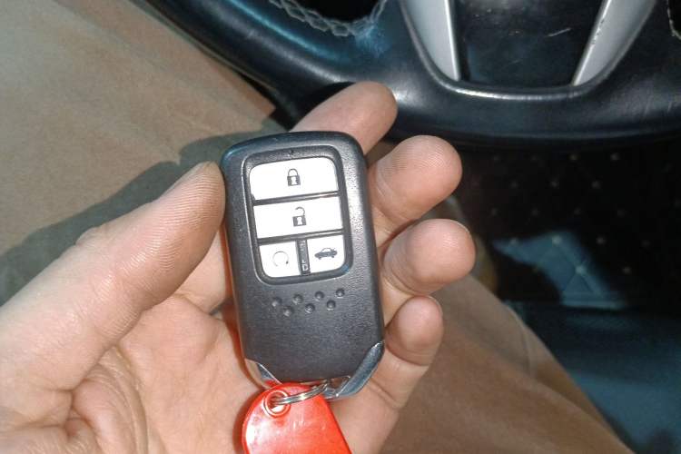 Used Honda Civic 2016 220TURBO CVT Prestige Edition Vehicle Key