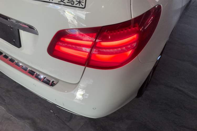 Used Mercedes-Benz B-Class 2017 B 200 Fashion Model
