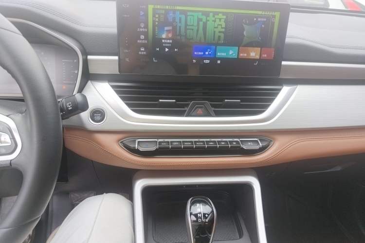 Used Geely Auto Vision X6 2020 1.4T CVT Asian Games Edition Audio And AC Panel