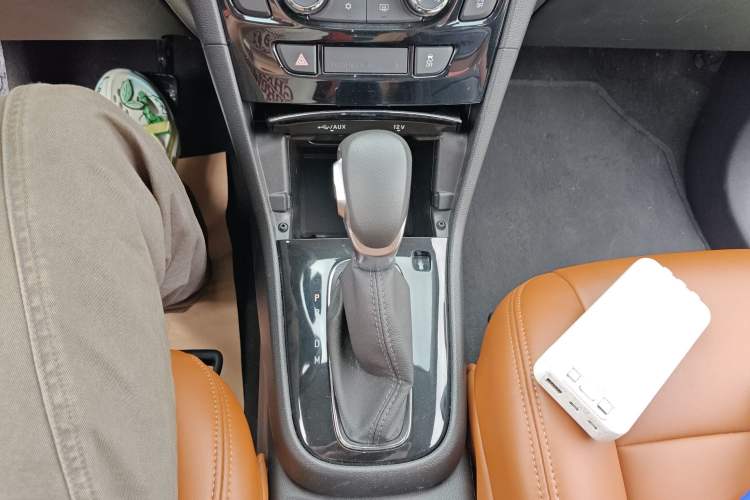 Used Buick Encore 2017 18T Automatic Two-Wheel Drive Urban Leading Model