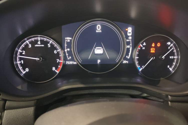 Used Mazda 3 Axela 2020 1.5L Automatic Luxury Version