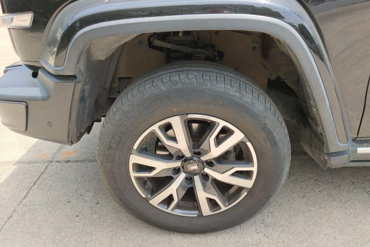 Used Tank 300 2021 City Edition 2.0T—Truly Stylish Left Front Wheel Hub