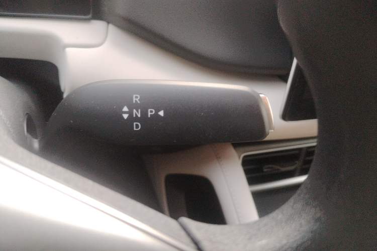 Used BYD Yuan UP 2025 Model 301KM Leading Version