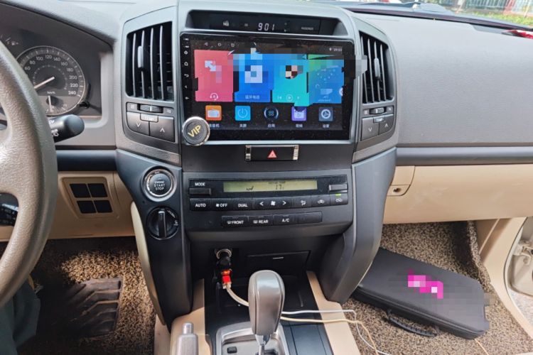 Used Toyota Land Cruiser 2012 4.0L Automatic GX-R Audio And AC Panel