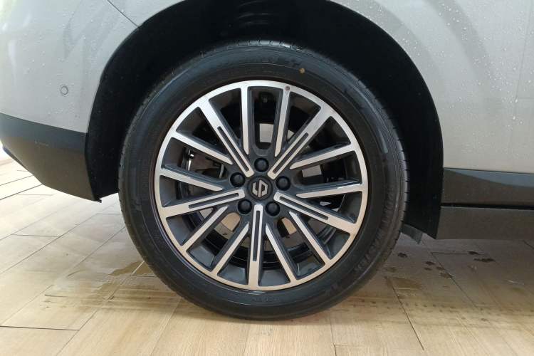 Used Leapmotor B10 2025 510 Joyful Edition
