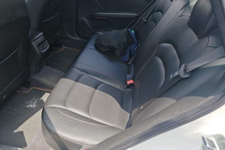 Used Chevrolet Monza 2019 RS 330T Automatic Comfort Edition China VI Standard Left Rear Seat