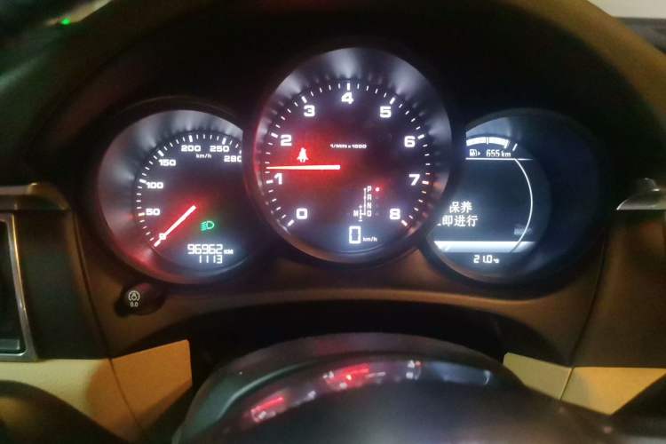 Used Porsche Macan 2016 Macan 2.0T Instrument Cluster