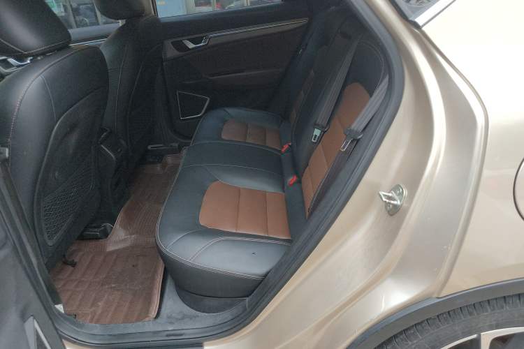 Used Geely Auto Emgrand GS 2017 Sport Edition 1.3T Automatic Smart Connectivity Model
