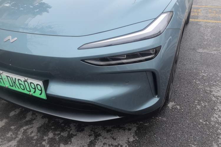 Used ONVO L60 2024 60 kWh All-Wheel Drive