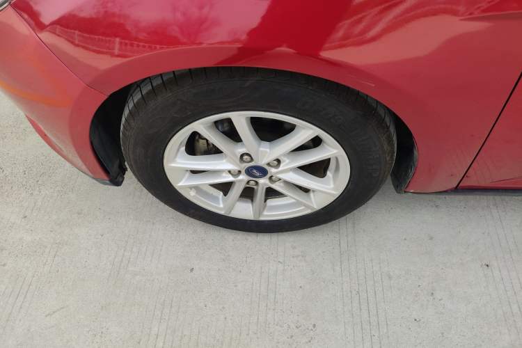 Used Ford Focus 2017 Sedan EcoBoost 180 Automatic Elite Model
