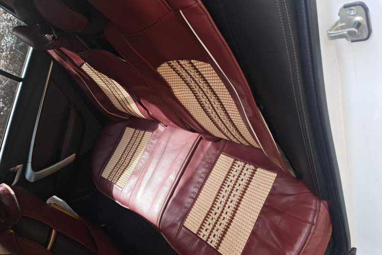 Used Geely Auto Emgrand 2017 Hatchback RS Million Edition 1.3T CVT Upward Version
