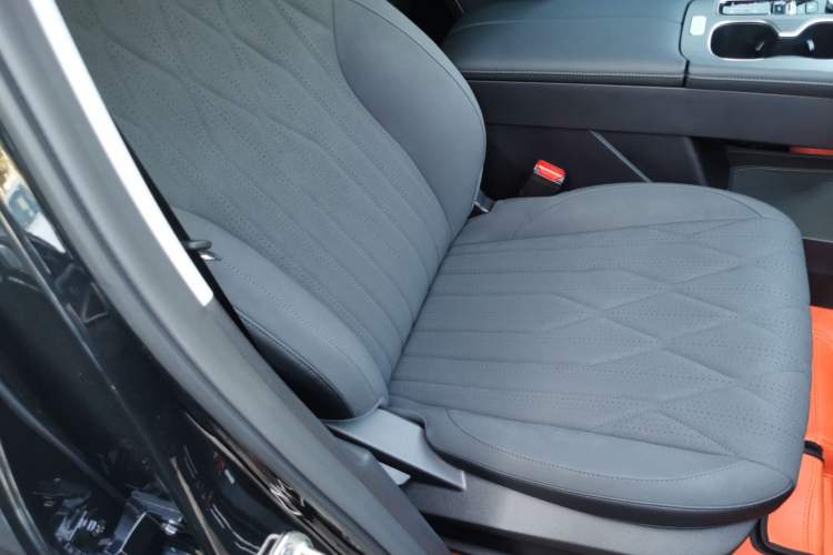 Used Chery Fengyun T8 2025 1.5T 130 km Comfort Edition 5-Seater
