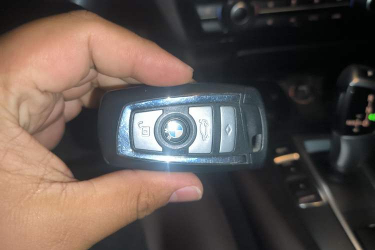 Used BMW 5 Series 2014 525Li Luxury Design Package