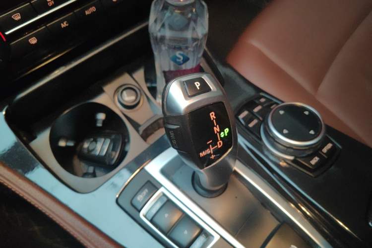 Used BMW 5 Series 2014 520Li Elegant Model