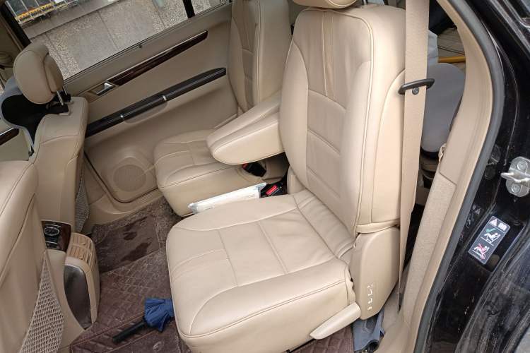 Used Mercedes-Benz R-Class 2011 R 350 L 4MATIC
