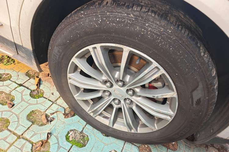 Used Cadillac XT5 2018 25T Luxury Model
